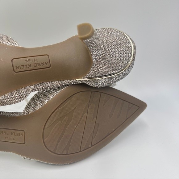 Anne Klein Womens Fabulist Textured Platinum Point Toe Heels Pumps Shoes 8 NEW - Picture 9 of 11